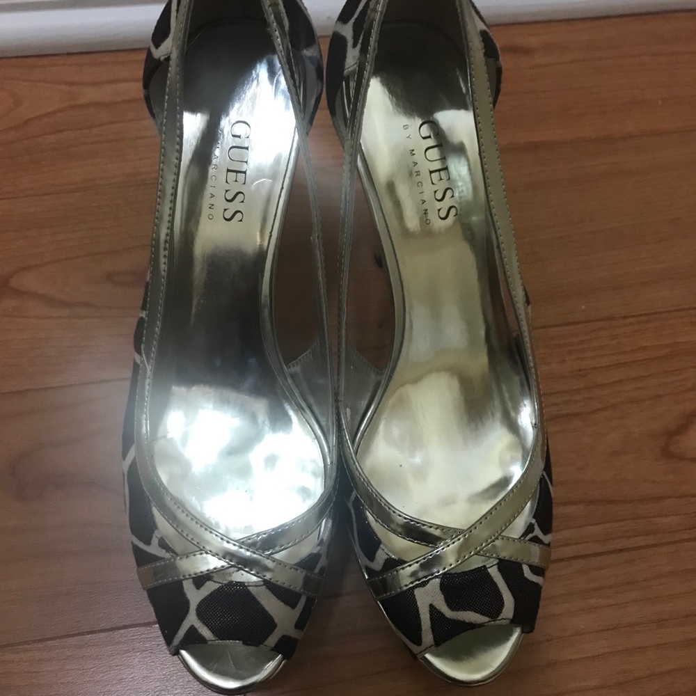 Guess Open Toe Pumps